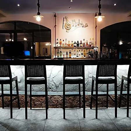 Maltezos Hotel