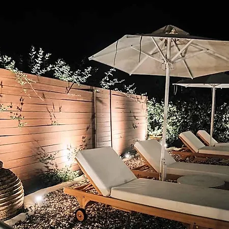 Maltezos Hotel 3*