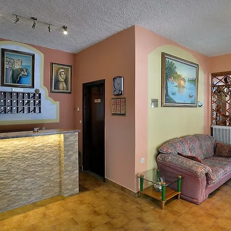 Maltezos Hotel Gouviá